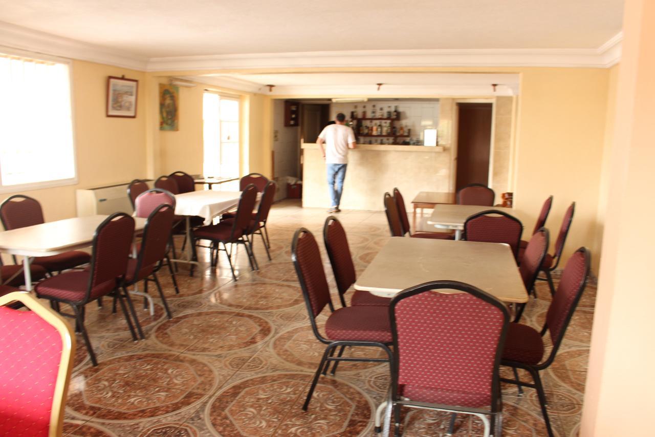 Meumi Palace Yaoundé Εξωτερικό φωτογραφία